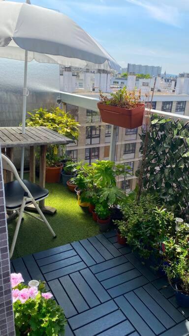 Nice Loft With Romantic View Over The Eiffel Tower Παρίσι Εξωτερικό φωτογραφία